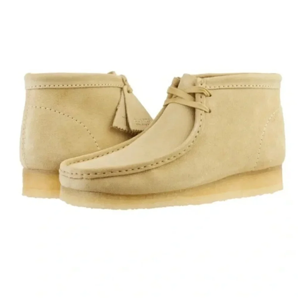 Clarks Wallabee Boots Size 8- Color Maple Suede - NEW without Box